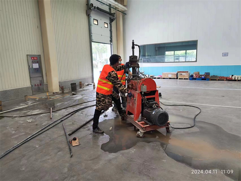 丘北厂房地面下沉塌陷注浆加固施工